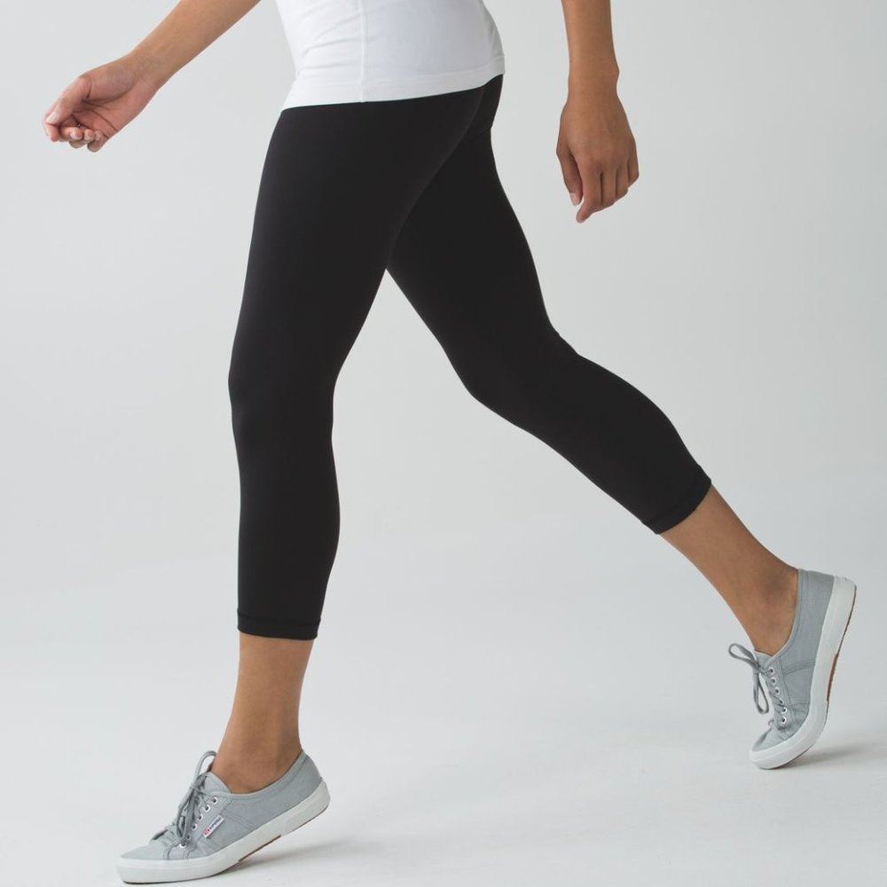 LULULEMON wunder under crop black